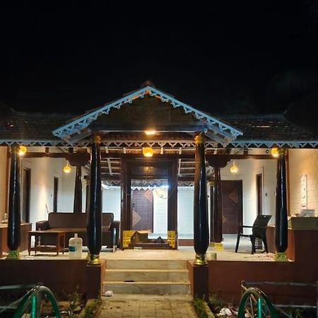 チダンバラム Krish Gardenヴィラ エクステリア 写真