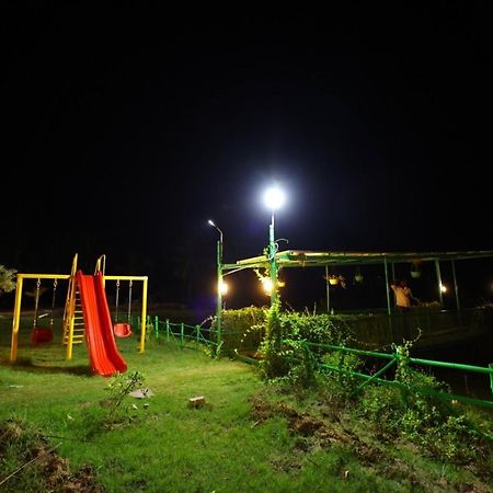 チダンバラム Krish Gardenヴィラ エクステリア 写真