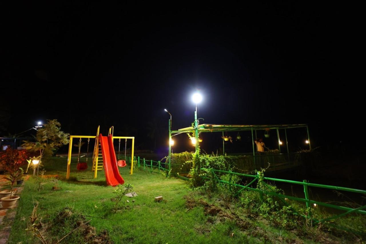 チダンバラム Krish Gardenヴィラ エクステリア 写真